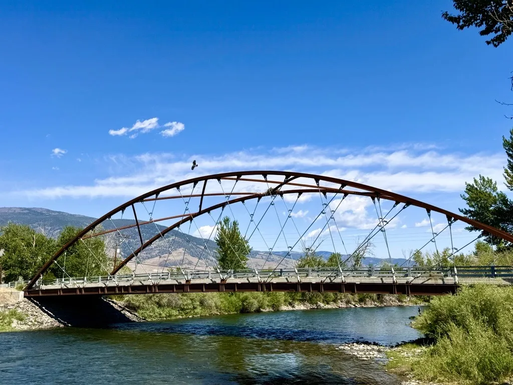 Shoup Bridge approaching Salmon